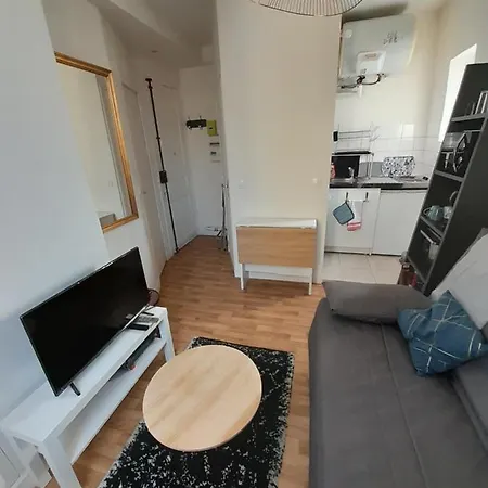 Cosy 2 Pièces Typiquement Parisien à Notre-dame Appartamento *