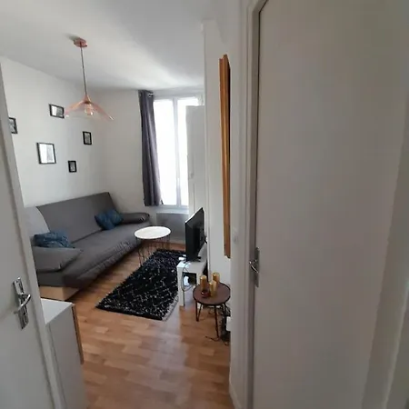 Appartamento Cosy 2 Pièces Typiquement Parisien à Notre-dame Parigi
